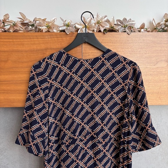 NWT HOBBS Ingrid Tunic Dress, Size 2 - Picture 6 of 16